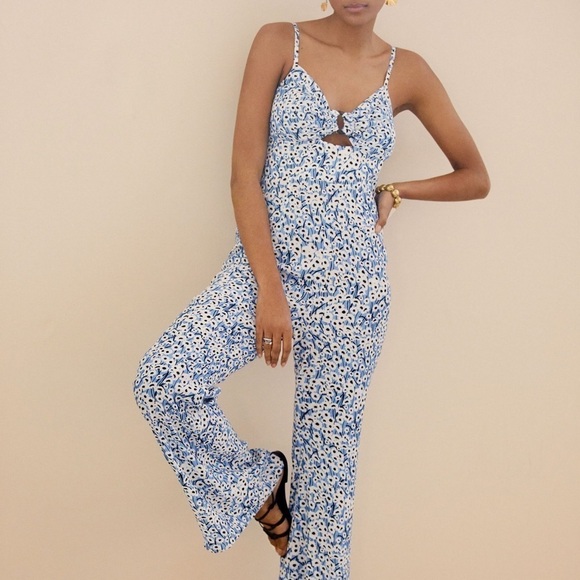 Hutch Anthropologie Ditsy Print Jumpsuit Blue Floral Size Small - Picture 3 of 9